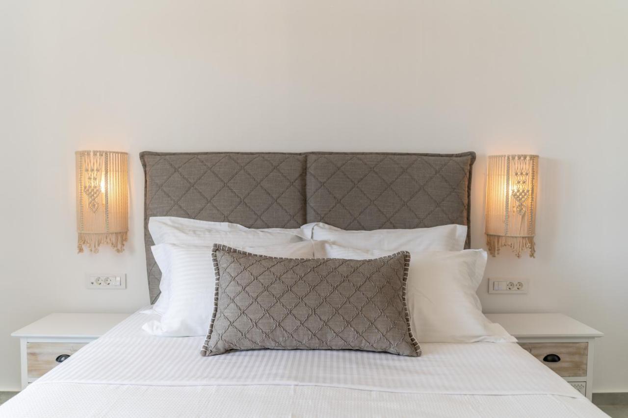 Santorossa Luxury Villas Emporio  Esterno foto