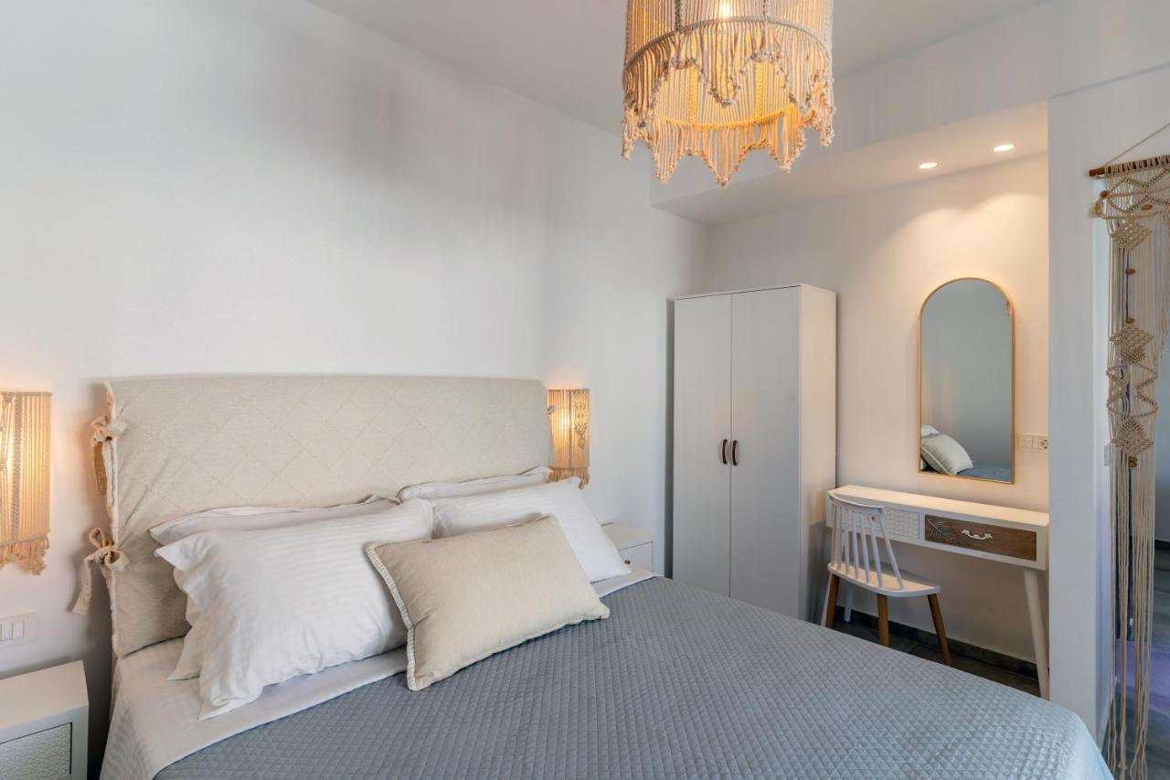 Santorossa Luxury Villas Emporio  Esterno foto