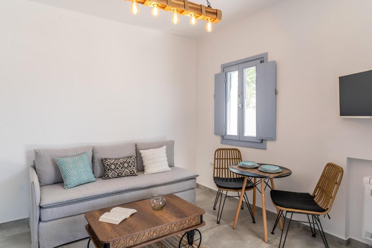 Santorossa Luxury Villas Emporio  Esterno foto