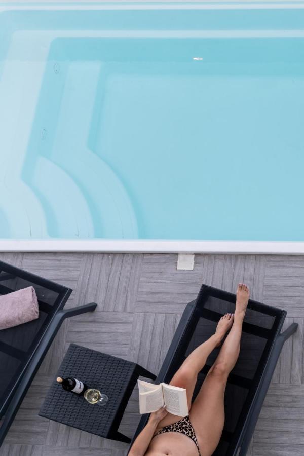 Santorossa Luxury Villas Emporio  Esterno foto